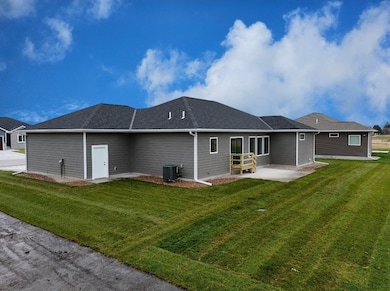 4929 17th St, Columbus, NE 68601 - photo 3