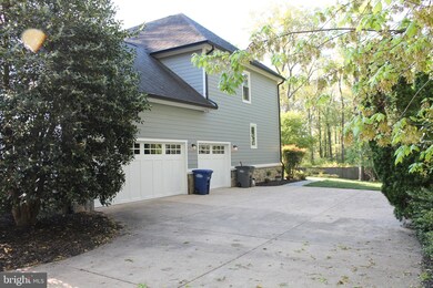 1115 Custis St, Alexandria, VA 22308 - photo 2