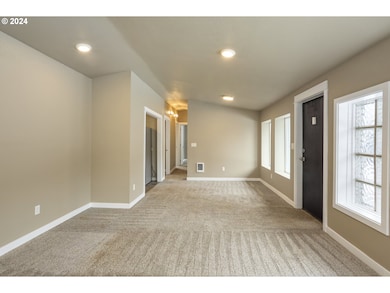 1323 E 15th St, the Dalles, OR 97058 - photo 7