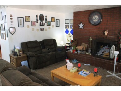 527 Hayden Bridge Place, Springfield, OR 97477 - photo 7