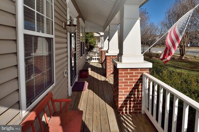 26179 Lands End Dr, Chantilly, VA 20152 - photo 2