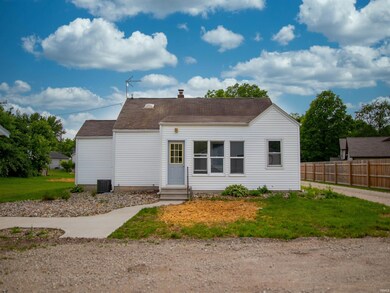 313 Bensman Ave, New Haven, IN 46774 - photo 3