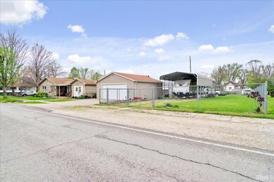 402 N Gibson St, Princeton, IN 47670 - photo 4