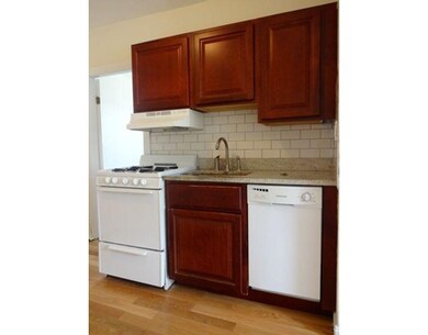 722 E 6th St unit 1R, Boston, MA 02127 - photo 2
