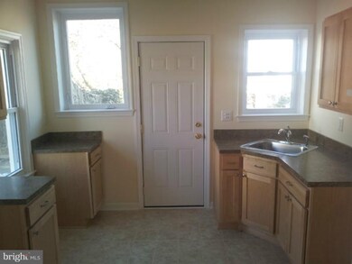 5457 Jonquil Ave unit 1, Baltimore, MD 21215 - photo 6