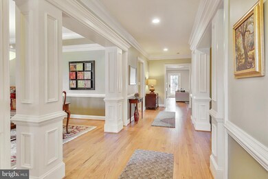 2106 Reynolds St, Falls Church, VA 22043 - photo 4