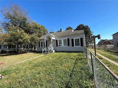 204 Willborough Ave, Fayetteville, NC 28303 - photo 3