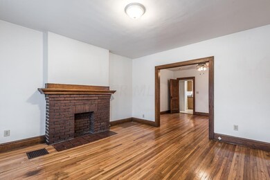 141 Blake Ave 009