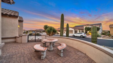 FRONT COURT YARD SITTING AREA