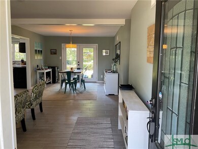 31 S Lancaster Rd, Savannah, GA 31410 - photo 2