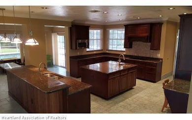 8 Meadowlake Dr, Lake Placid, FL 33852 - photo 4