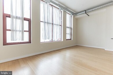 22 S Howard St unit R301, Baltimore, MD 21201 - photo 3