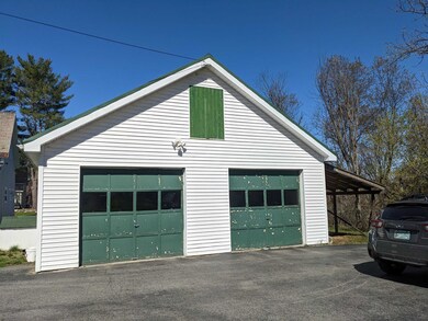 18 Pleasant St, Lancaster, NH 03584 - photo 7