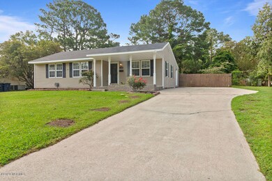 900 School St, Jacksonville, NC 28540 - photo 3