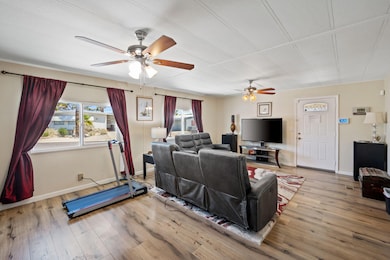 32545 Saint Andrews Dr, Thousand Palms, CA 92276 - photo 5