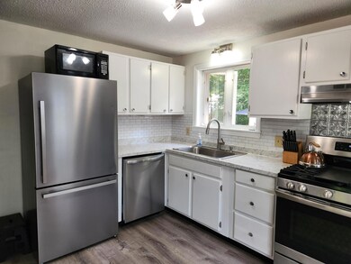 22 Willow Rd, North Conway, NH 03860 - photo 3