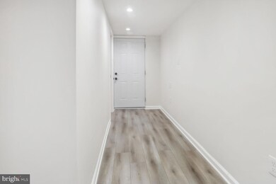 1720 16th St SE unit B, Washington, DC 20020 - photo 4