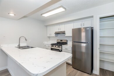 6008 N Lamar Blvd unit 307, Austin, TX 78752 - photo 2