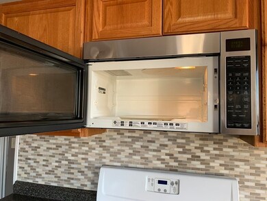 345 Pawtucket Ave unit 2, Pawtucket, RI 02860 - photo 4