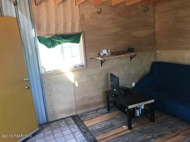 10500 W Moonglow Dr, Ash Fork, AZ 86320 - photo 7