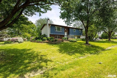 391 Westport Rd, Galesburg, IL 61401 - photo 2