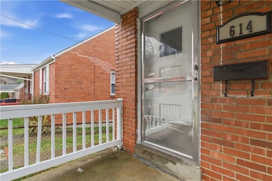614 Ridgemont Dr, Pittsburgh, PA 15220 - photo 2