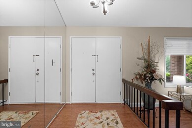 9400 Bethany Place, Montgomery Village, MD 20886 - photo 6