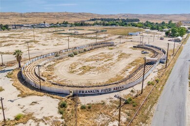 116 W Ash St, Taft, CA 93268 - photo 4