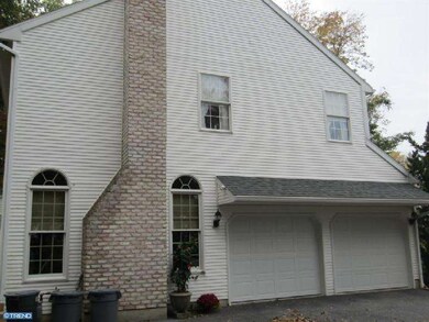 707 Old Fritztown Rd, Reading, PA 19608 - photo 4