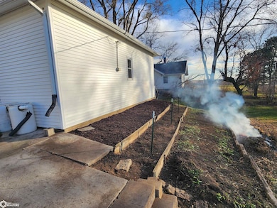 214 Lincoln St, Marne, IA 51552 - photo 6