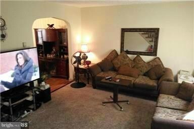 6105 Frederick Rd, Catonsville, MD 21228 - photo 7