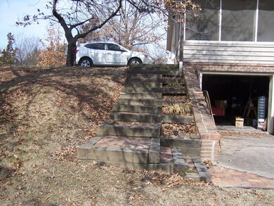 Steps to drive way