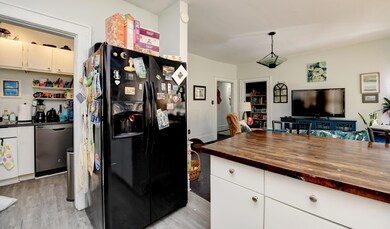 Unit 1- Kitchen (2)
