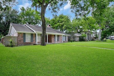 2210 N Belmont Dr, Richmond, TX 77469 - photo 3