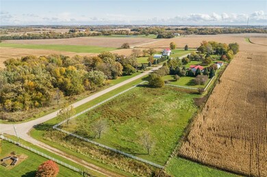 3870 Greens Grove Rd, Center Point, IA 52213 - photo 6