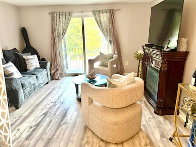 354 Neponset St unit M, Canton, MA 02021 - photo 2