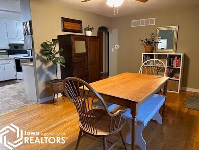 312 W Front St, Wayland, IA 52654 - photo 6