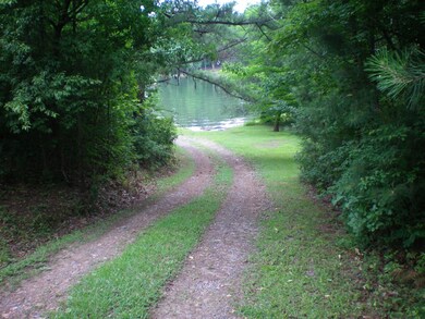 184 Lake Point Circle 006