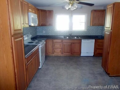 131 Starhill Ave, Fayetteville, NC 28303 - photo 5