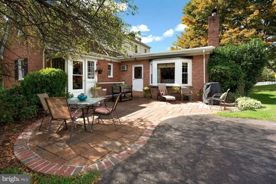 821 W Main St, Purcellville, VA 20132 - photo 5