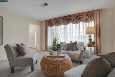 234 Yosemite Dr, Pittsburg, CA 94565 - photo 6