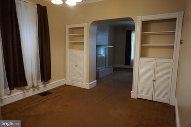 411 S 4th St, Darby, PA 19023 - photo 5