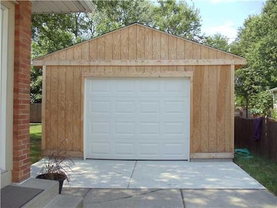 Exterior Front. 2012 Brand New Cedar oversized 1 C