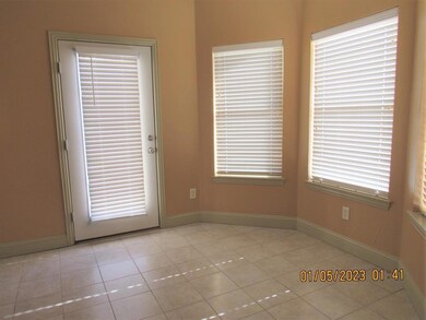 1301 Dicey Rd unit 434, Weatherford, TX 76085 - photo 5