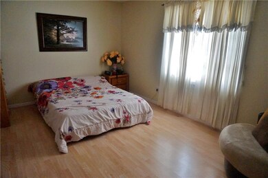 2429 King Ave, Des Moines, IA 50320 - photo 5