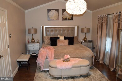 526 Jason Dr, Southampton, PA 18966 - photo 7