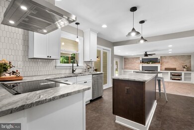 5604 Strawbridge Terrace, Sykesville, MD 21784 - photo 3