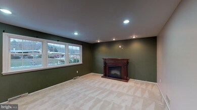 1425 Beacon St, Keyser, WV 26726 - photo 4