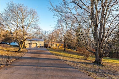 3445 Freiberger Rd, Floyds Knobs, IN 47119 - photo 4