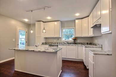 1919 Hart St, Dyer, IN 46311 - photo 2